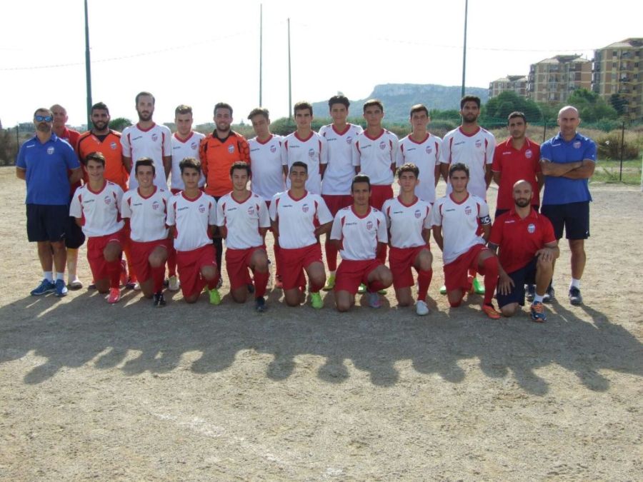 8d1d72_e2ddb49028a94abd90f3ff0de1259f3e